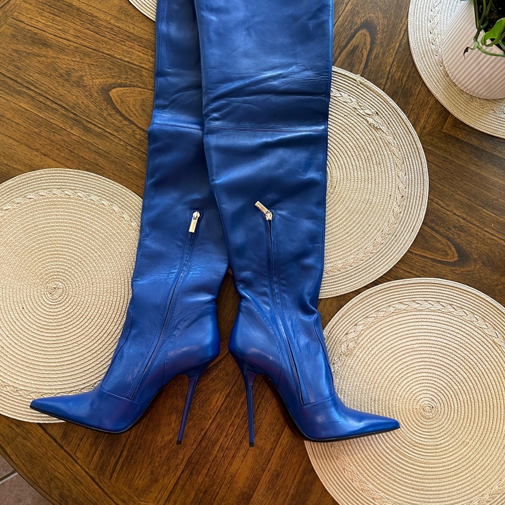 Vero Cuoio Vibrant Blue Over-the-Knee Boots NWOT usa size 9